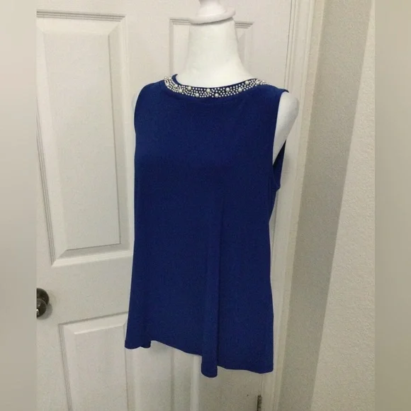 Tiana B. Blue Sleeveless Top with Embellished Neck Size M - Picture 6 of 9